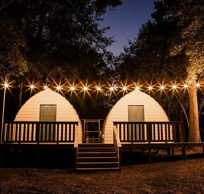 Arched Cabins 
