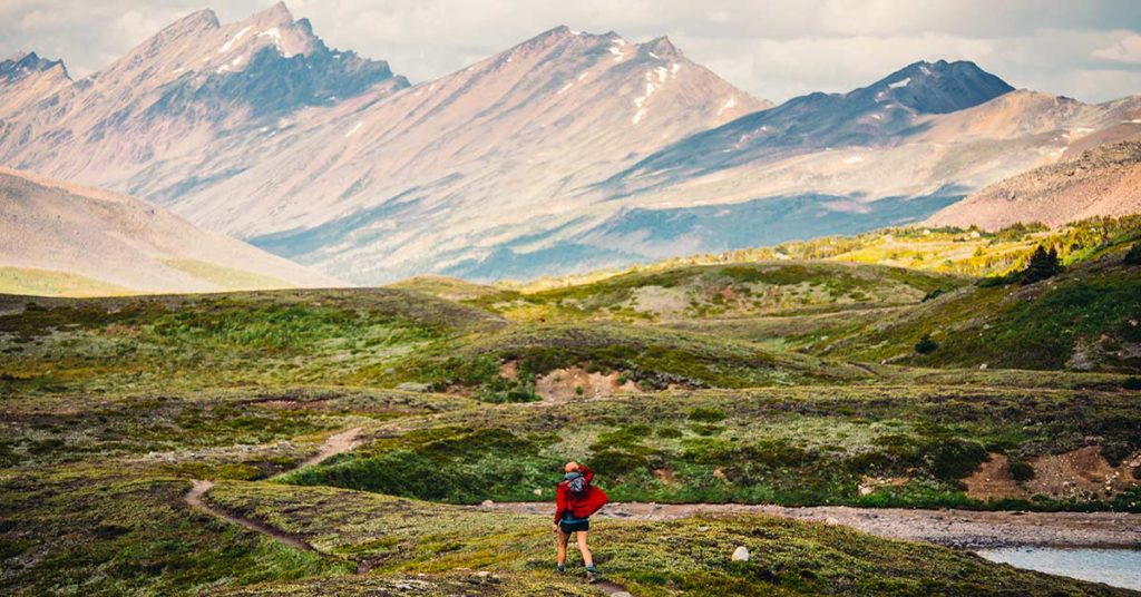 Canada is Home to World’s Longest Hiking Trail Stretching From Coast to Coast - Featured image