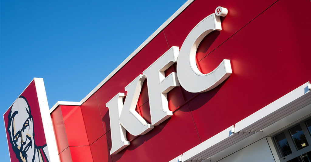 Woman feels ‘discriminated’ over lack of meat-free meals at KFC - Featured image