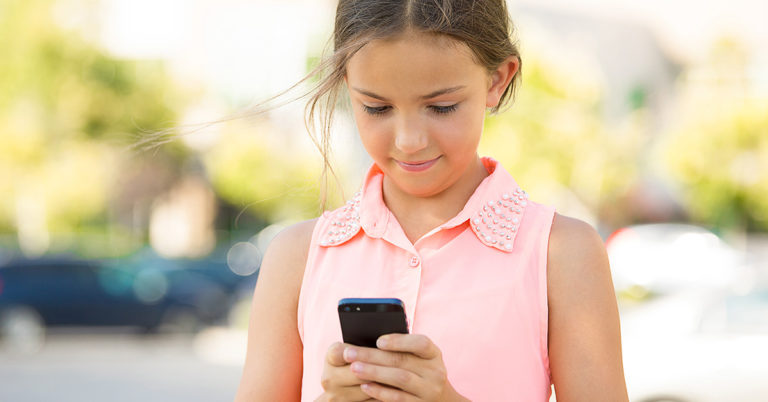 Instagram Bans Adults From DM’ing Children - Featured image