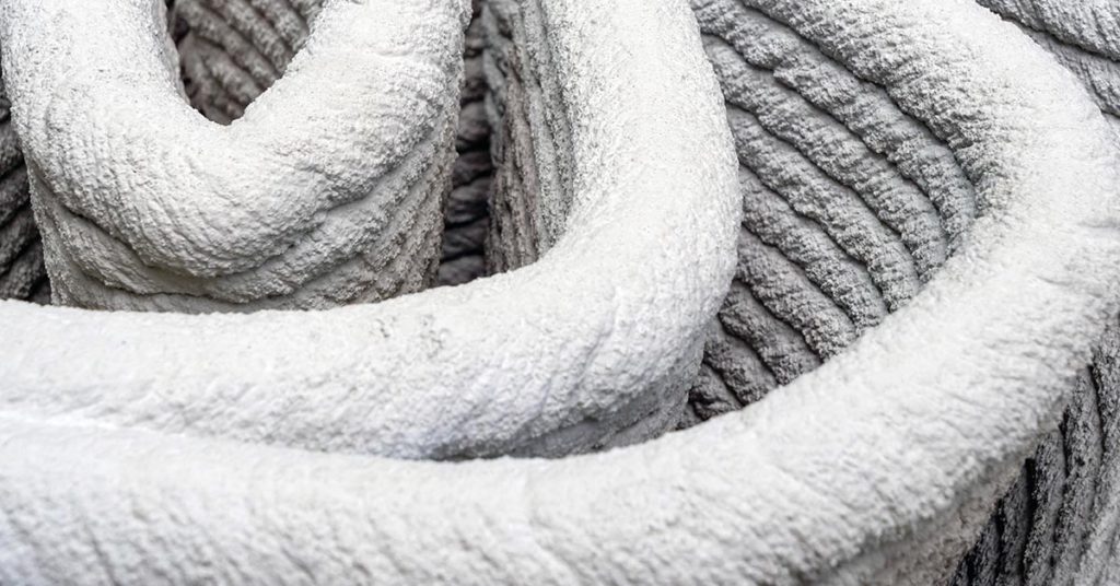 Round Houses of Raw Earth: 3D Printing Sustainable Homes in 200 Hours - Featured image