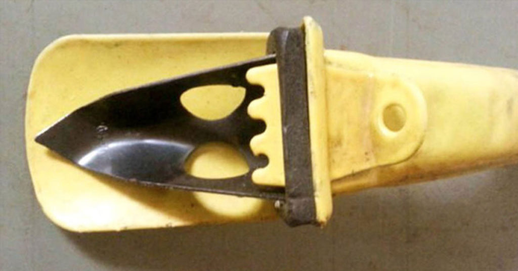 Common vintage tool is puzzling everyone. Can you guess what it was used for? - Featured image