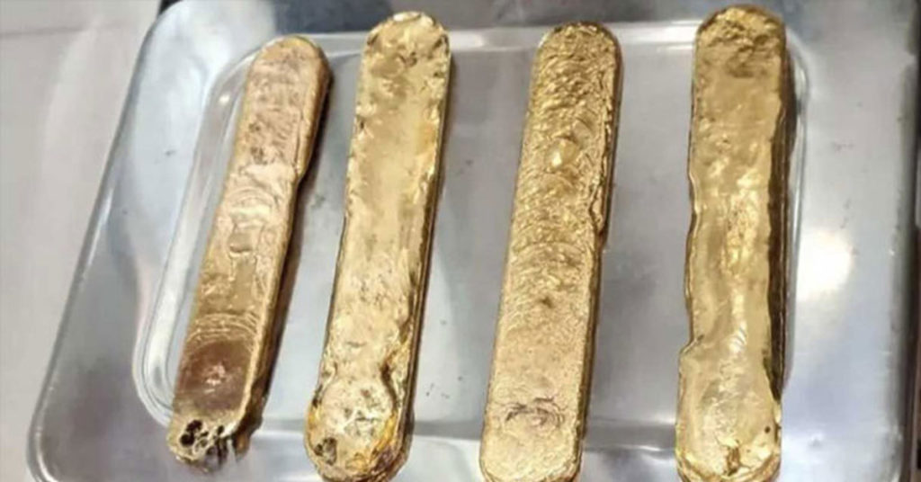 Man ‘Walking Awkwardly Through Airport’ Had Seven Gold Bars Hidden Up His Bum - Featured image