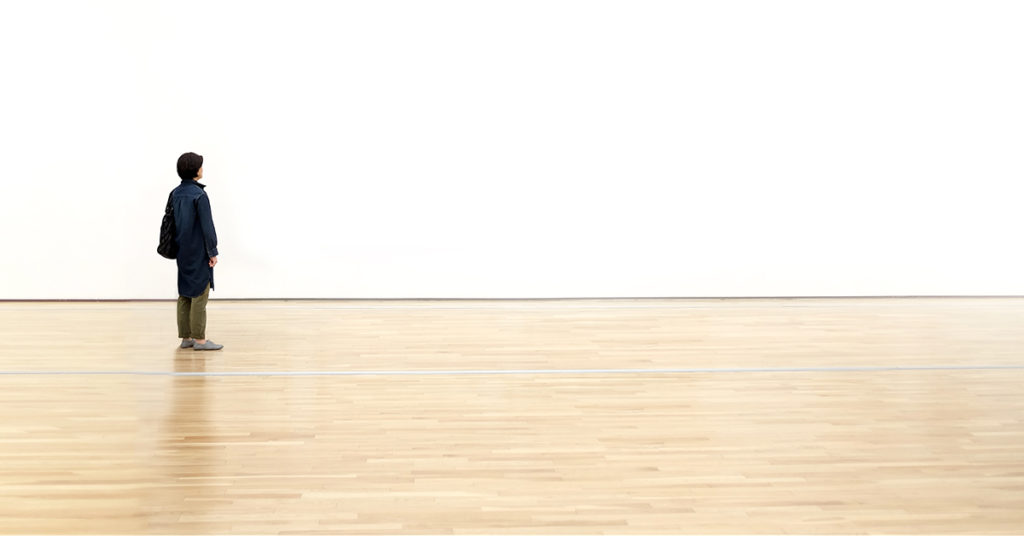 Artist Sells Invisible Sculpture for More Than $18,000 - Featured image