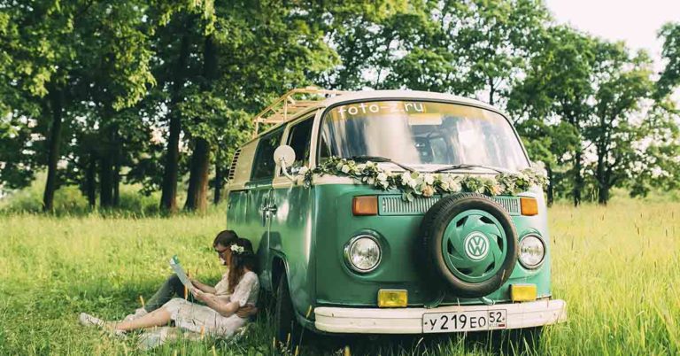 Hippy Van Is Back: Volkswagen Re-Releasing Its Electric Version - Featured image