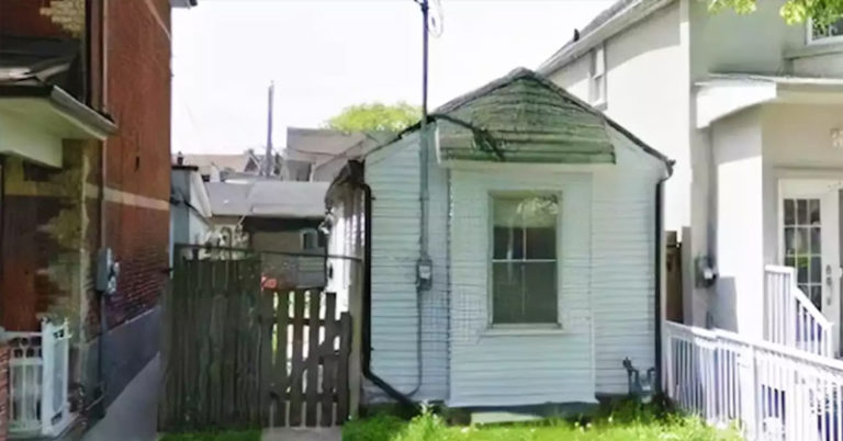 Take a tour inside the tiny house that sold for $1.8 million - Featured image