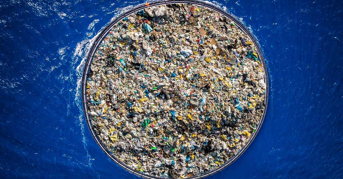 massive amounts of plastic garbage rounded up in the ocean