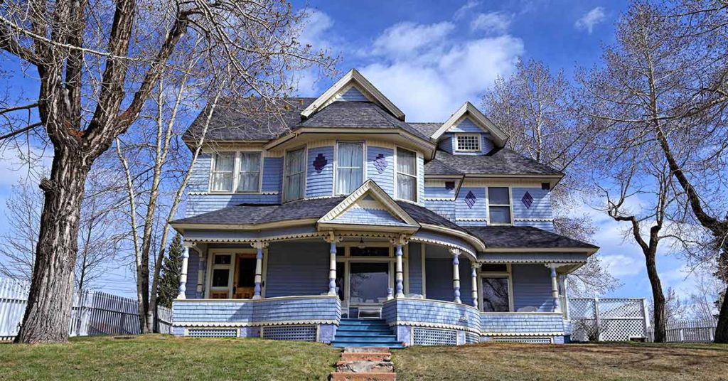 What It’s Like Living In A 1928 Sears Catalog Home - Featured image