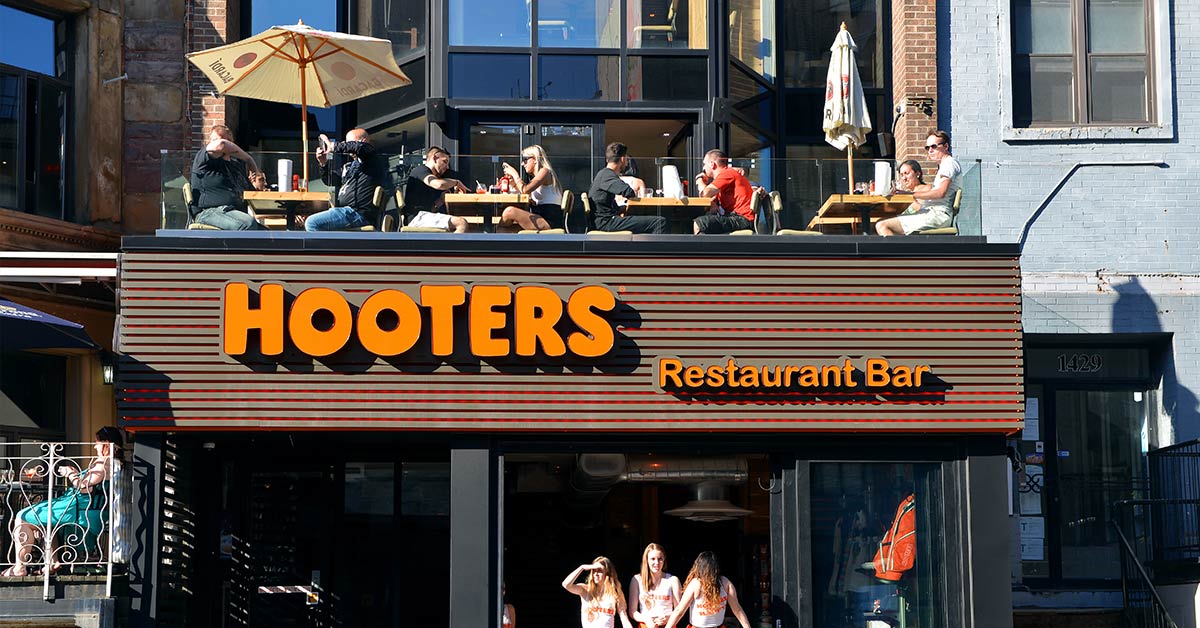 Hooters restaurant storefront