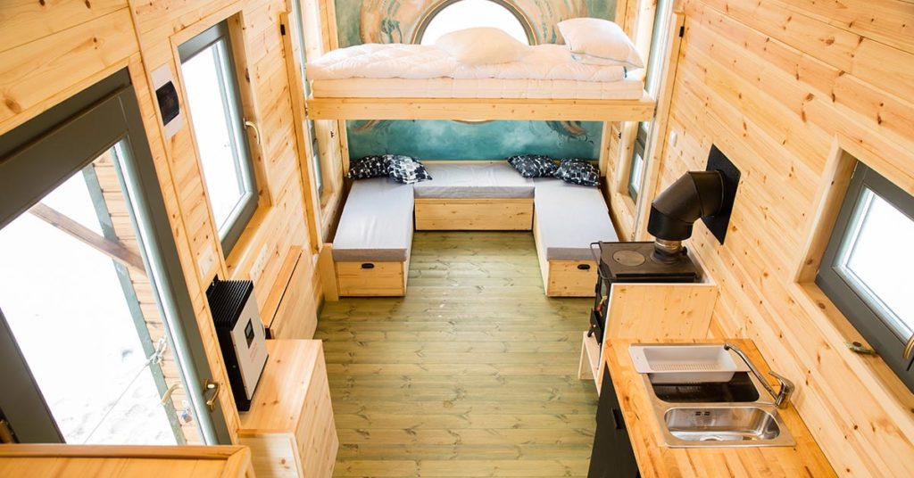 Woman Downsizes to Live in a Legal Tiny House in the City - Featured image