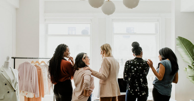 Store owner who shares her profit with employees gives ‘lesson in labor exploitation,’ and how owners take huge profits - Featured image