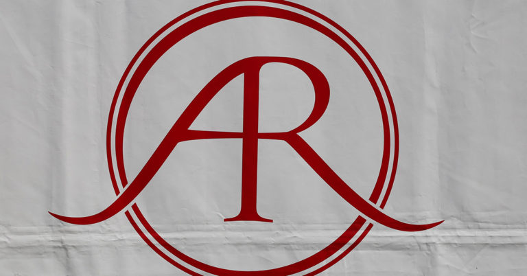 Young Boy Buys Painting for $2. Eyes Pop When Told True Worth On ‘Antiques Roadshow’ - Featured image