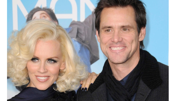 Jenny McCarthy and Jim Carrey at the Los Angeles Premiere of 'Yes Man'. Mann VIllage Theater, Westwood