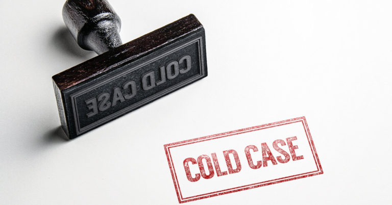 YouTuber Goes For A Swim, Winds Up Cracking Open 21-Year-Old Cold Case - Featured image
