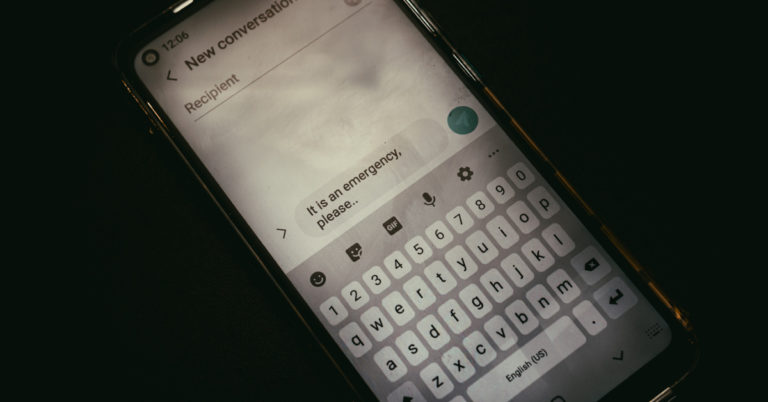 Final Text Reveals Hiking Family’s Desperate Plea For Help Before Dying With Their Dog - Featured image