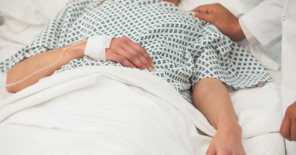 Singer Hospitalized Because She Wouldn’t Fart In Front Of Partner - Featured image