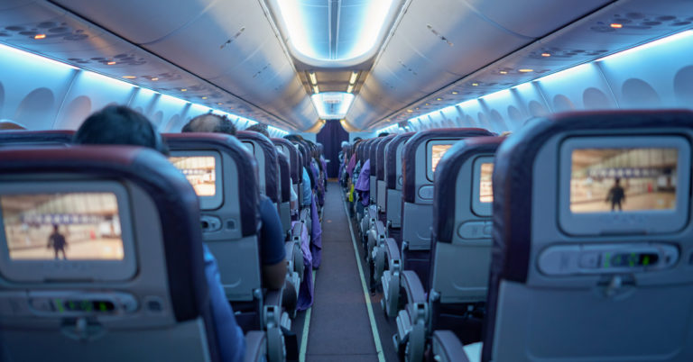 Teenager recalls fear after man seated next to her on plane watched pornography - Featured image