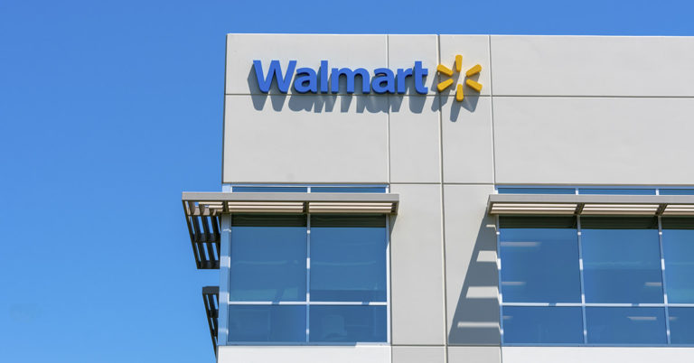 The Walton Family Lost Nearly $19 Billion After Walmart’s Biggest Stock Slide In About 35 Years - Featured image