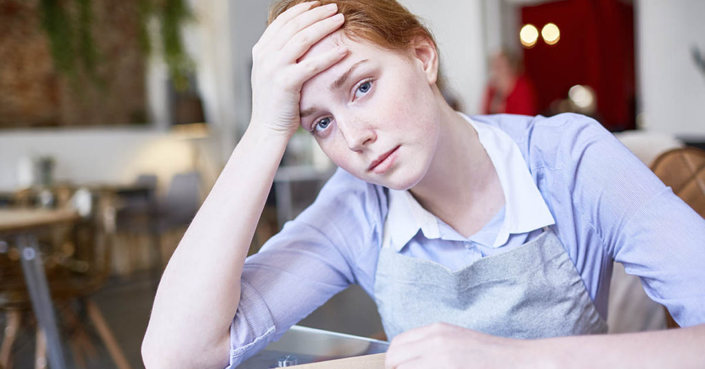 Chef Returns $1,200 Bill Of Rich Diner Who ‘Disrespected’ His Waitress, Bans Them From Restaurant - Featured image