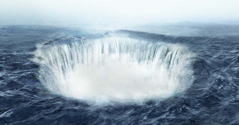 Bermuda Triangle Cruise Offers All Guests Full Refund If Ship Disappears - Featured image