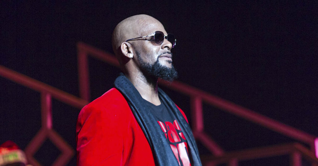 ‘He Lured Young Girls and Boys into His Orbit’: Feds Want R. Kelly to Serve in ‘Excess of 25 Years’ for Racketeering and Child Exploitation Crimes - Featured image