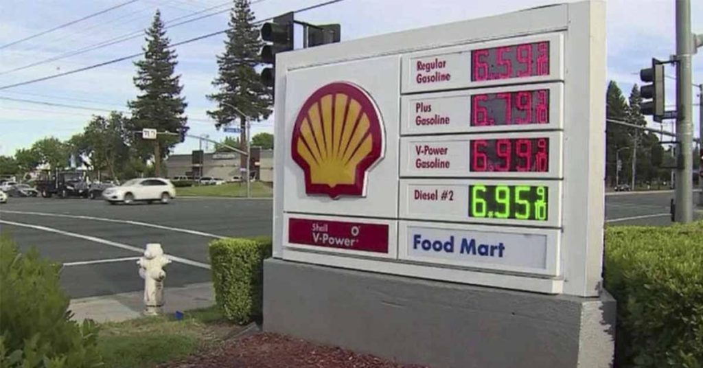 Gas station manager fired for mistakenly setting gas to 69 cents per g...