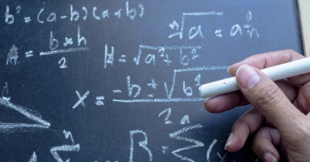 Experts Say That Elon Musk Has No Idea How Math Works - Featured image