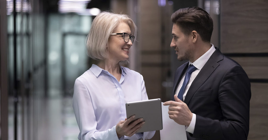 Survey shows older women are now dating younger men. Here’s why. - Featured image