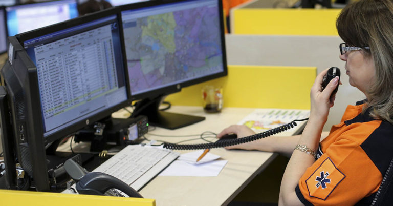 Dispatcher Who Didn’t Send Ambulance Charged In Death - Featured image