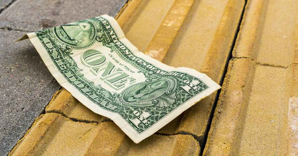 ‘I thought I was dying’: Woman hospitalized after picking up $1 bill - Featured image