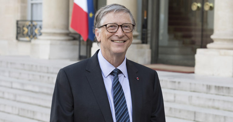 Bill Gates Says he Fully Intends to Lose his Rich List Spot While Still Alive - Featured image