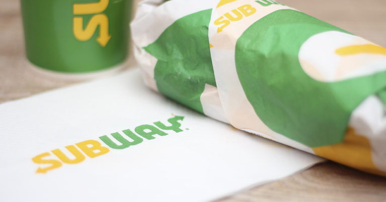 Judge rules Subway can be sued over claims that its tuna sandwiches contain other fish species or animal products - Featured image
