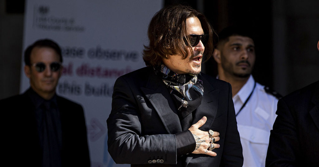 Celebrities Are Changing Their Minds About Depp Vs. Heard Case After New Evidence Is Unsealed - Featured image