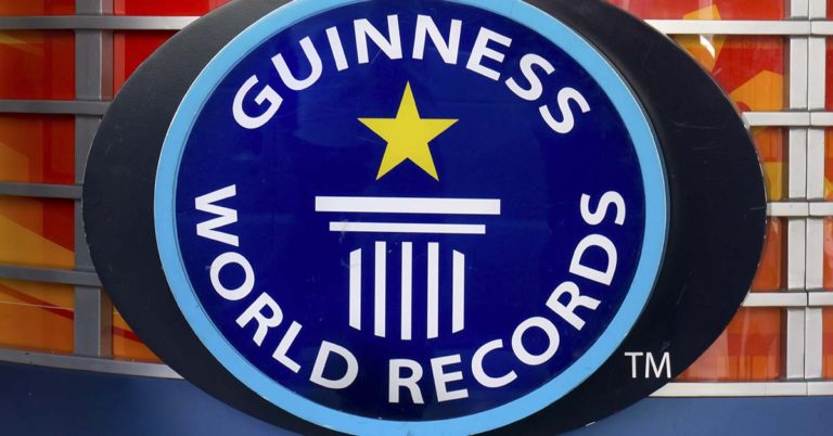 Tallest Woman In The World Smashes Three More Records - Featured image