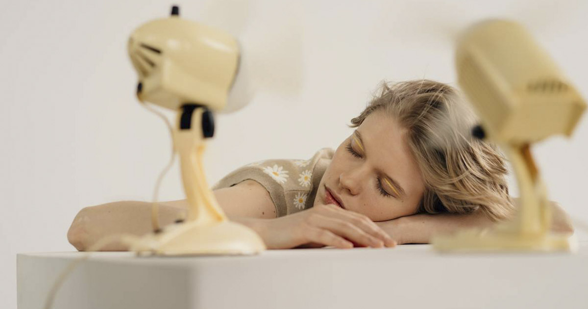 Why You Might Not Want To Sleep With A Fan On The Premier Daily