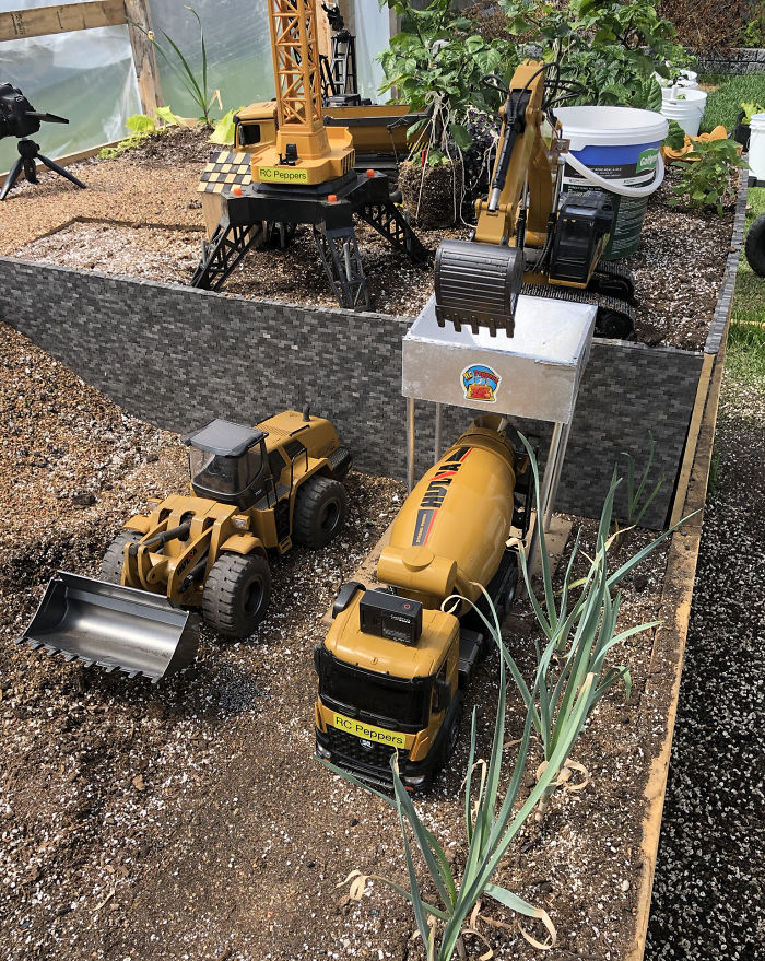 RC gardening with excavator, bulldozer, and cement truck