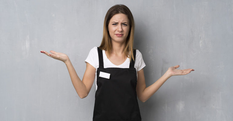 Server lashes out at customer who gave 10% tip after complimenting her performance - Featured image