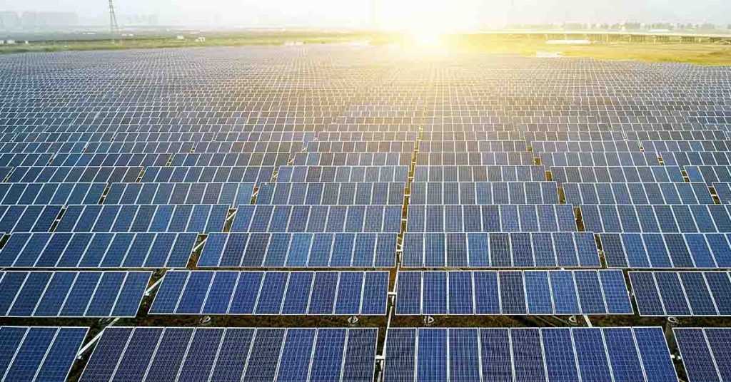 This 100% solar community endured a near-Category 5 Hurricane with no loss of power and minimal damage - Featured image