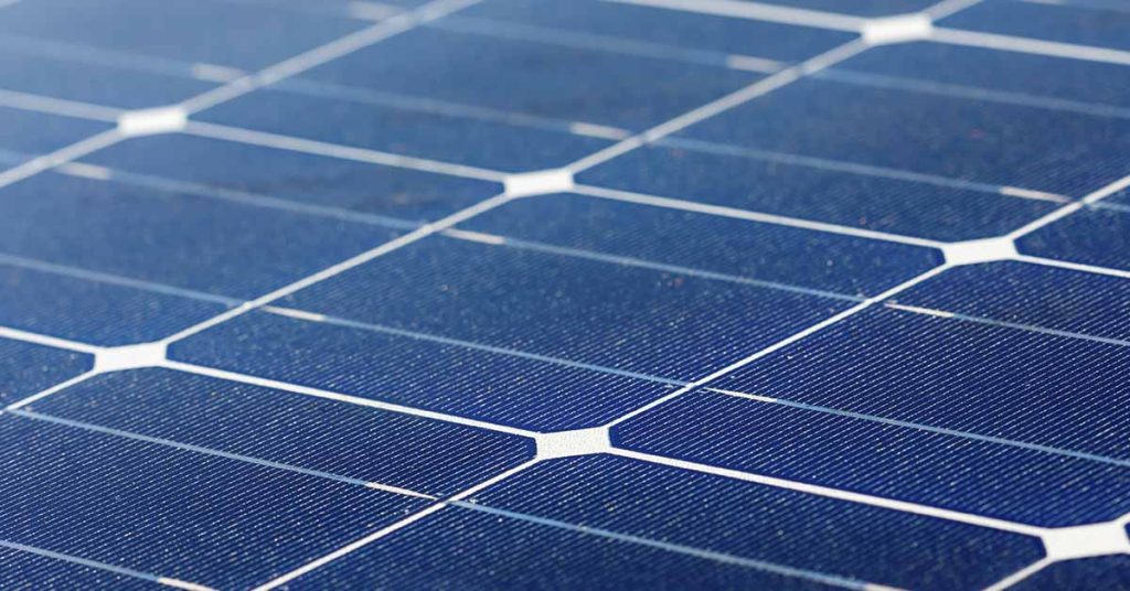 In France, All Large Parking Lots Now Have to be Covered by Solar Panels - Featured image