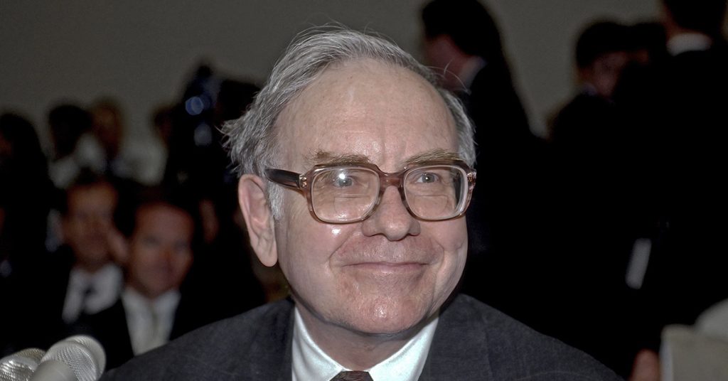 World’s Fifth Richest Man Still Lives In House He Bought For $31,500 In 1958 - Featured image