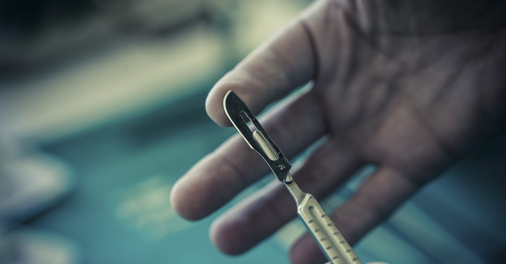 Woman who flew 3,000 miles for an online date was allegedly killed for her organs - Featured image