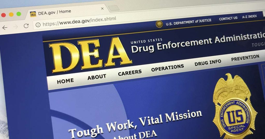 This Couple Died by Suicide After the DEA Shut Down Their Pain Doctor - Featured image