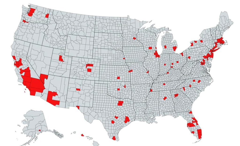 The red states have a total population higher than the grey states
