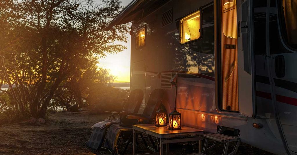 ‘Scary’ Plan to Sell up and Hit the Road Pays off for Young Nomads and their family - Featured image