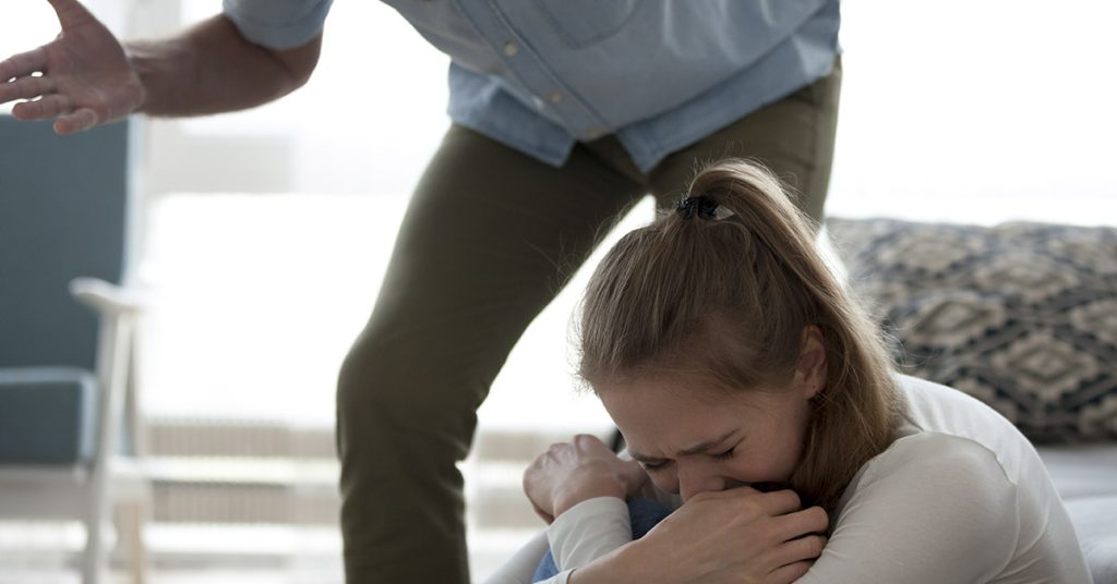 A Simple ‘Test’ can Help Identify Potentially Abusive Partners Early in a Relationship. - Featured image