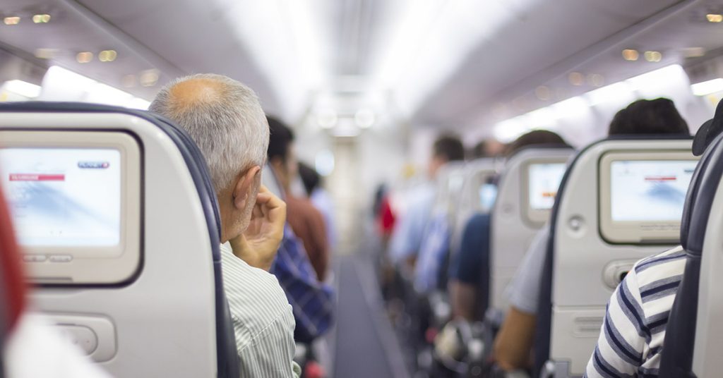 Man kicked off flight for being ‘fatphobic’ and rude - Featured image