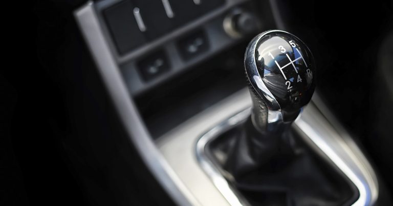 Video: Teens Attempted Carjacking Failed Because They Can’t Drive A Stick - Featured image