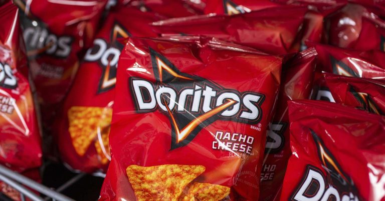 The Dorito Effect – A Surprising Truth about Food and Flavor - Featured image