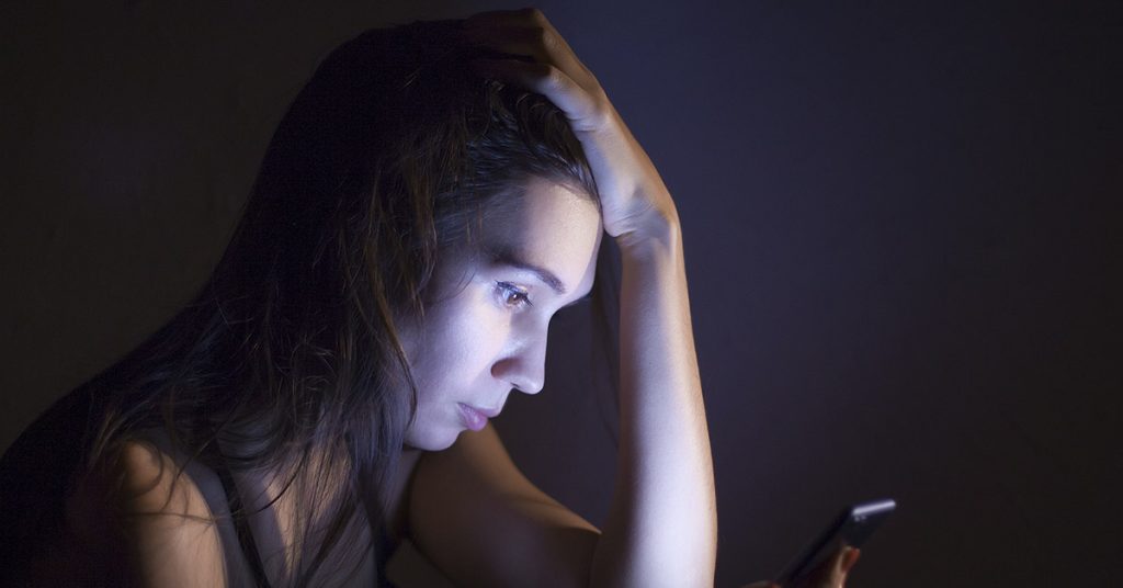 Getting ‘Zombied’: A New Dating Trend That’s ‘Worse Than Ghosting’ - Featured image