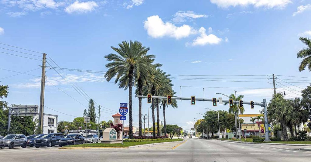 Residents And Experts Baffled By Strange Black Line In The Sky - Featured image